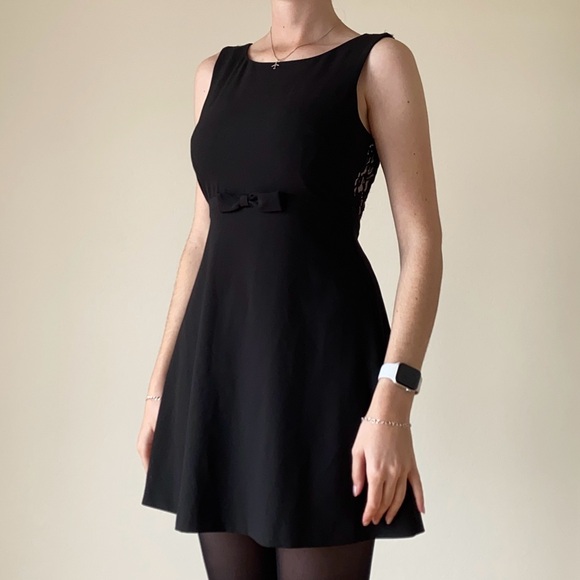 Forever 21 Black Bow Pleated Lace A Line Mini Dress Small - Picture 2 of 8